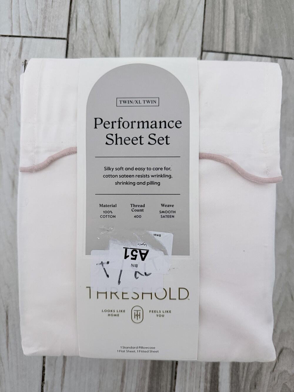 Threshold Performance Sheet Set In Xl Twin 100% Cotton In Off-White W/Pink Trim